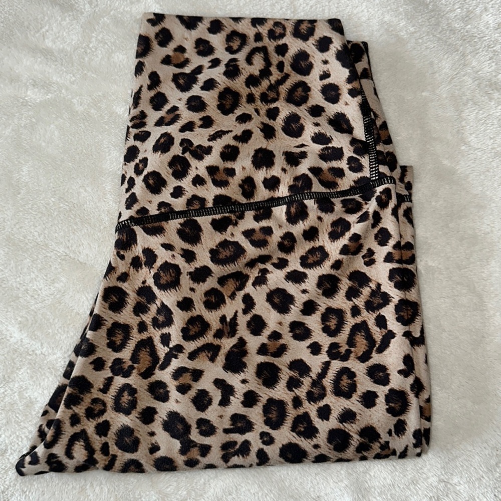 Leopard leggings